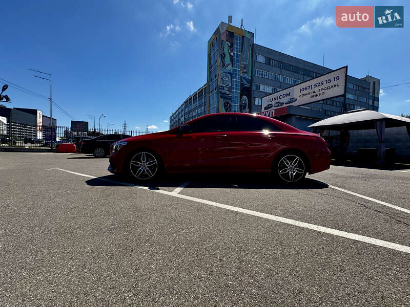Седан Mercedes-Benz CLA-Class 2018 в Киеве