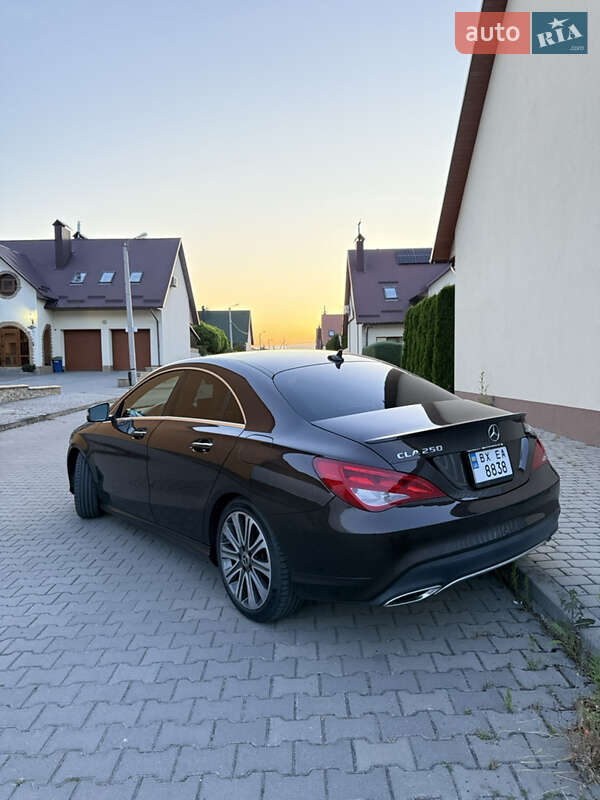 Седан Mercedes-Benz CLA-Class 2018 в Хмельницькому