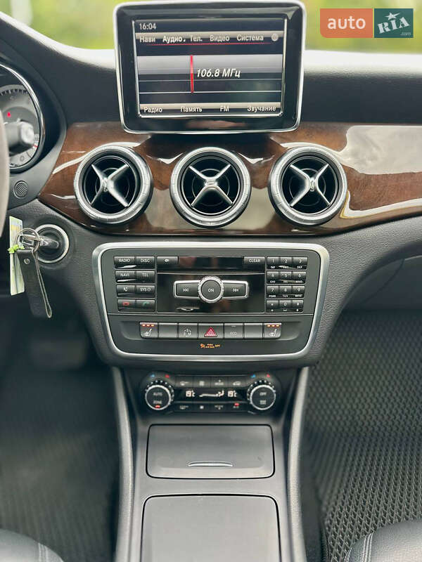 Седан Mercedes-Benz CLA-Class 2013 в Днепре фото 24 Седан Mercedes-Benz CLA-Class 2013 в Днепре