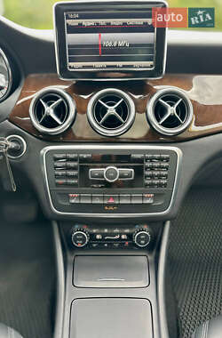 Седан Mercedes-Benz CLA-Class 2013 в 
