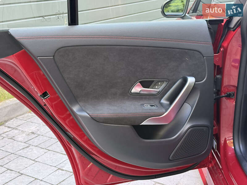 Седан Mercedes-Benz CLA-Class 2020 в Львові