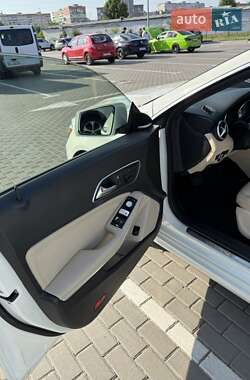 Седан Mercedes-Benz CLA-Class 2014 в 