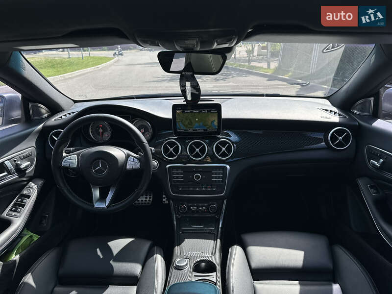 Седан Mercedes-Benz CLA-Class 2016 в Смілі