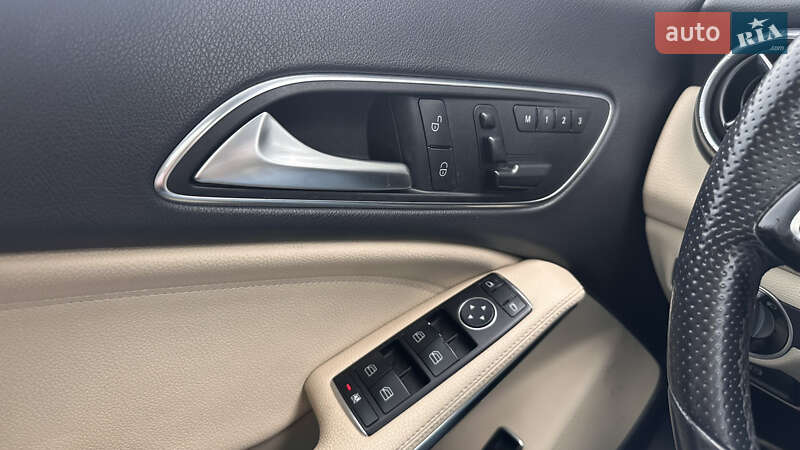 Седан Mercedes-Benz CLA-Class 2015 в Києві