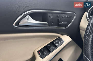 Седан Mercedes-Benz CLA-Class 2015 в 