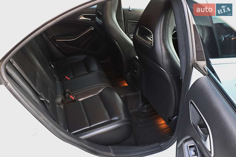 Седан Mercedes-Benz CLA-Class 2014 в Кременчуге