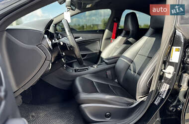 Седан Mercedes-Benz CLA-Class 2014 в 