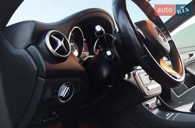 Седан Mercedes-Benz CLA-Class 2016 в 