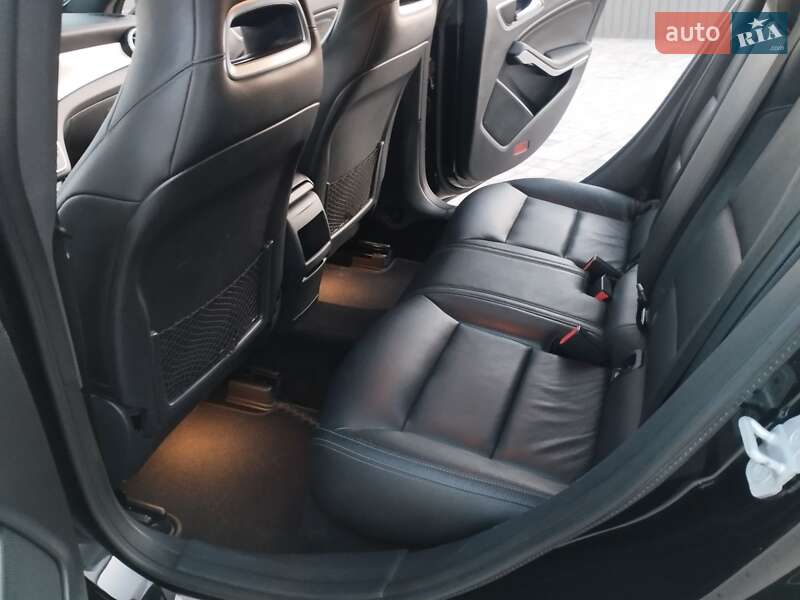 Седан Mercedes-Benz CLA-Class 2016 в Калуше