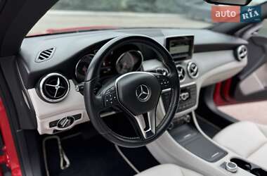 Седан Mercedes-Benz CLA-Class 2013 в 