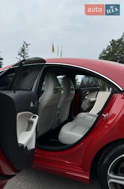 Седан Mercedes-Benz CLA-Class 2013 в 