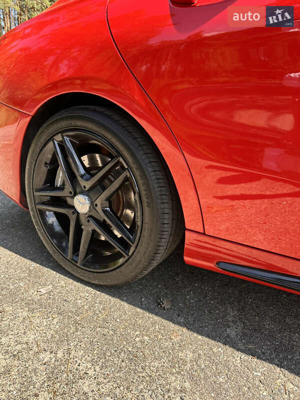 Седан Mercedes-Benz CLA-Class 2014 в Киеве