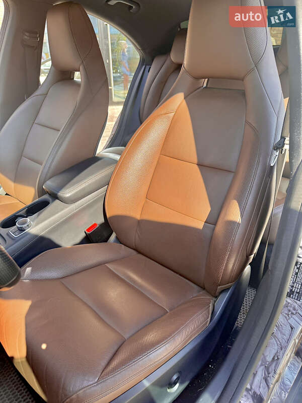 Седан Mercedes-Benz CLA-Class 2014 в Ивано-Франковске