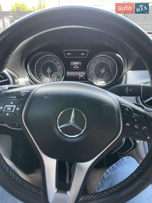 Седан Mercedes-Benz CLA-Class 2013 в Харькове