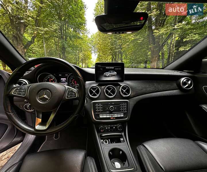 Седан Mercedes-Benz CLA-Class 2016 в Львове