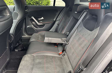 Седан Mercedes-Benz CLA-Class 2022 в 