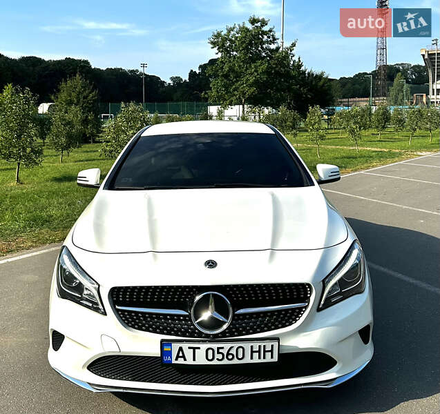 Седан Mercedes-Benz CLA-Class 2017 в Ивано-Франковске
