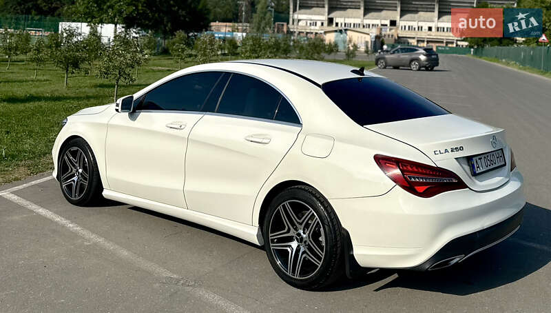Седан Mercedes-Benz CLA-Class 2017 в Ивано-Франковске
