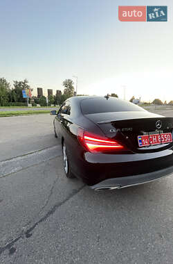 Седан Mercedes-Benz CLA-Class 2019 в 