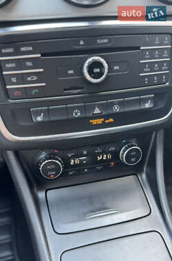Седан Mercedes-Benz CLA-Class 2015 в 