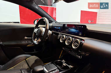 Седан Mercedes-Benz CLA-Class 2021 в 