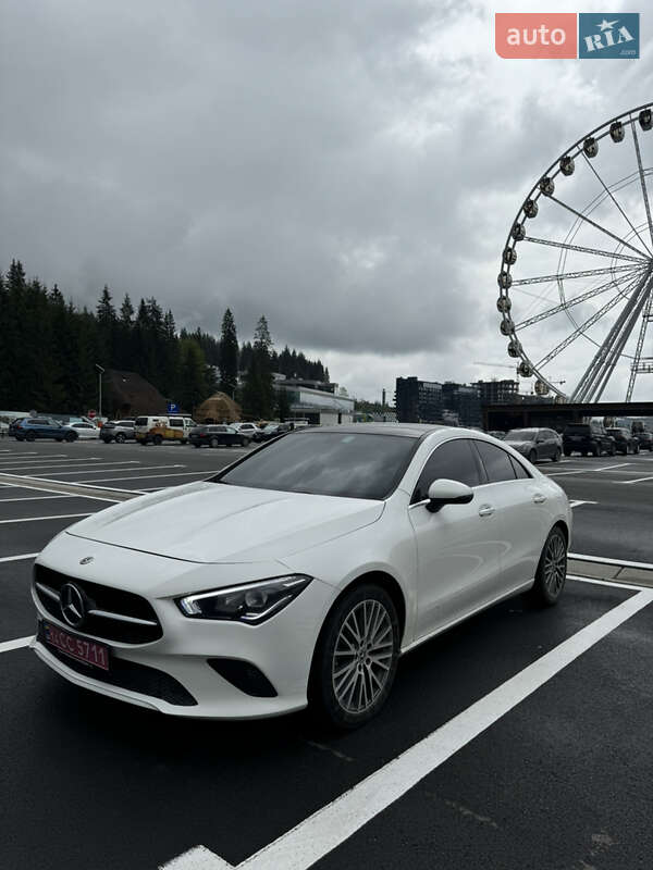 Седан Mercedes-Benz CLA-Class 2021 в 