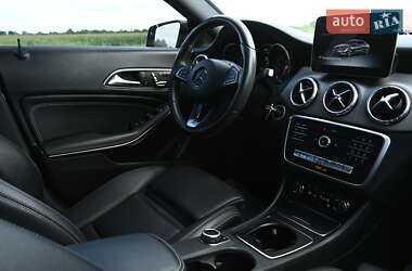 Седан Mercedes-Benz CLA-Class 2017 в 