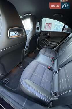 Седан Mercedes-Benz CLA-Class 2013 в 