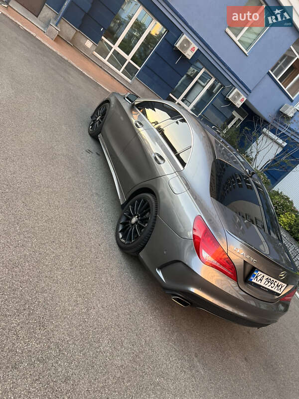 Седан Mercedes-Benz CLA-Class 2015 в Киеве