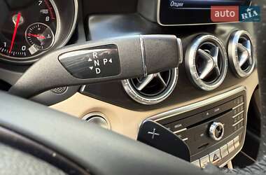 Седан Mercedes-Benz CLA-Class 2018 в 