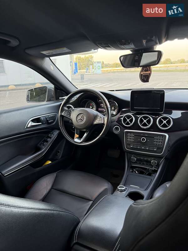 Седан Mercedes-Benz CLA-Class 2014 в Киеве фото 11 Седан Mercedes-Benz CLA-Class 2014 в Киеве