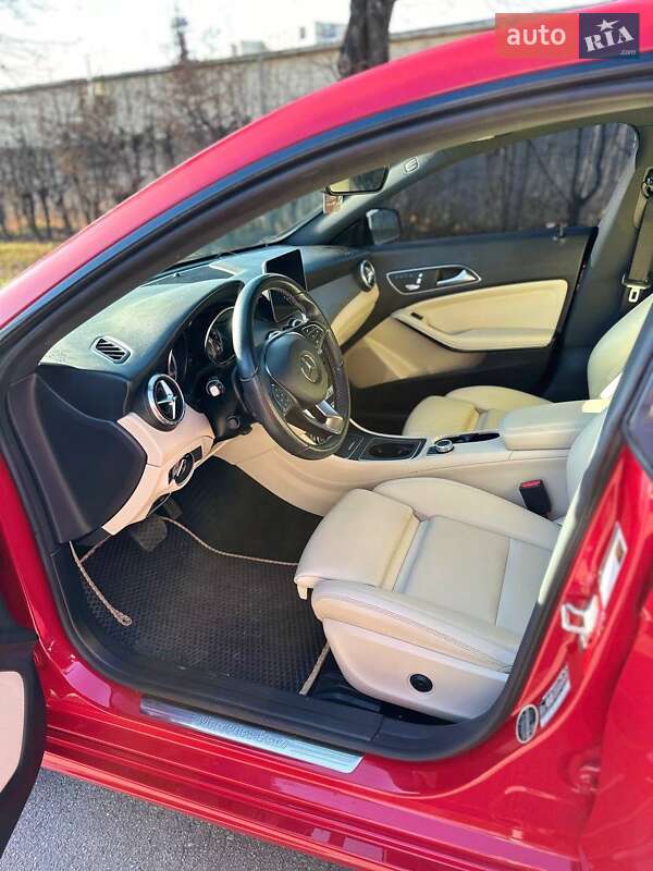 Седан Mercedes-Benz CLA-Class 2018 в Львове фото 5 Седан Mercedes-Benz CLA-Class 2018 в Львове