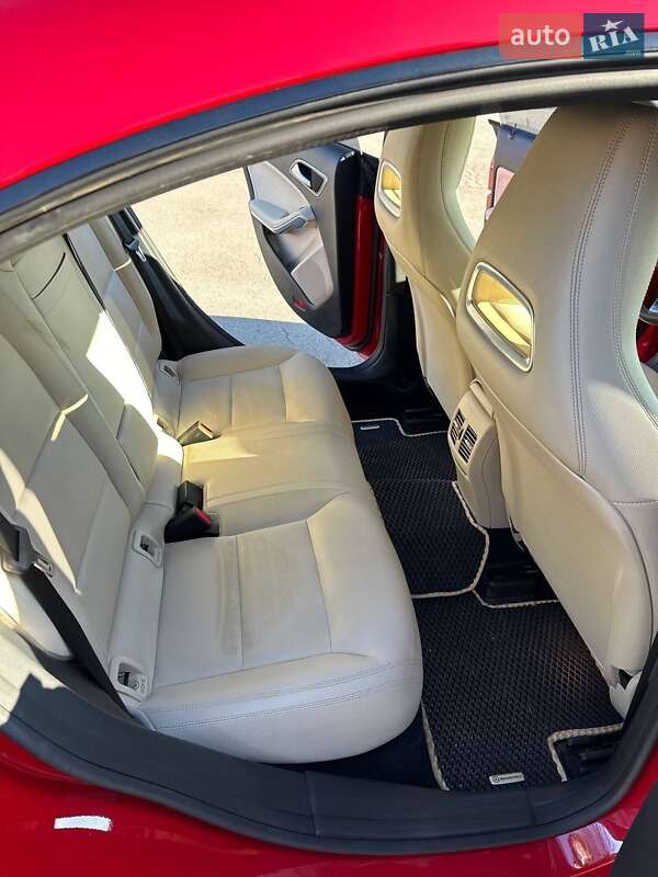 Седан Mercedes-Benz CLA-Class 2018 в Львове фото 15 Седан Mercedes-Benz CLA-Class 2018 в Львове