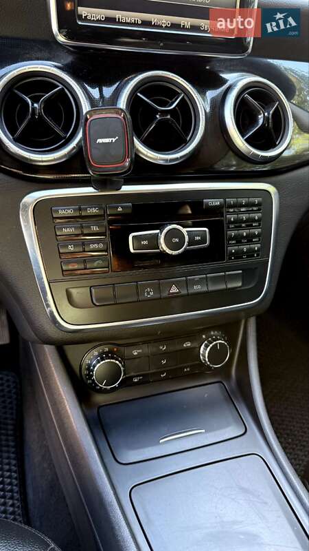 Седан Mercedes-Benz CLA-Class 2013 в Львове фото 3 Седан Mercedes-Benz CLA-Class 2013 в Львове