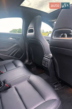 Седан Mercedes-Benz CLA-Class 2015 в 