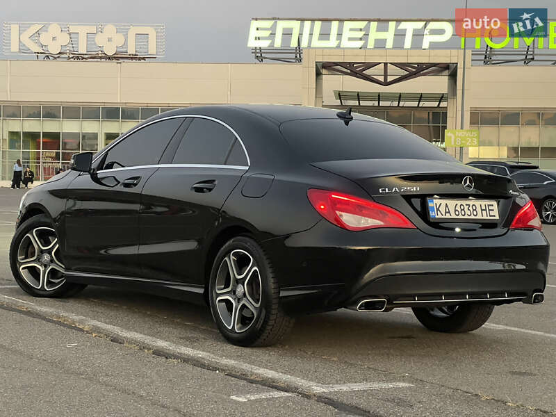 Седан Mercedes-Benz CLA-Class 2015 в Киеве
