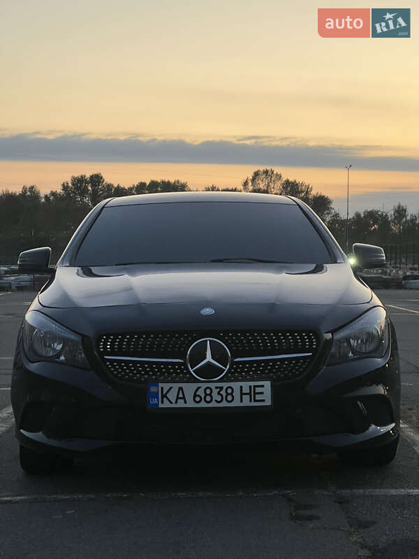 Седан Mercedes-Benz CLA-Class 2015 в Киеве