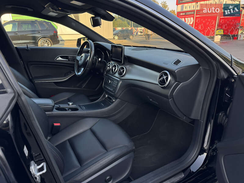 Седан Mercedes-Benz CLA-Class 2015 в Киеве