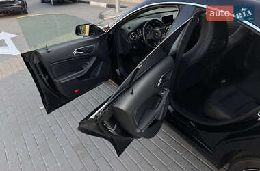 Седан Mercedes-Benz CLA-Class 2015 в 