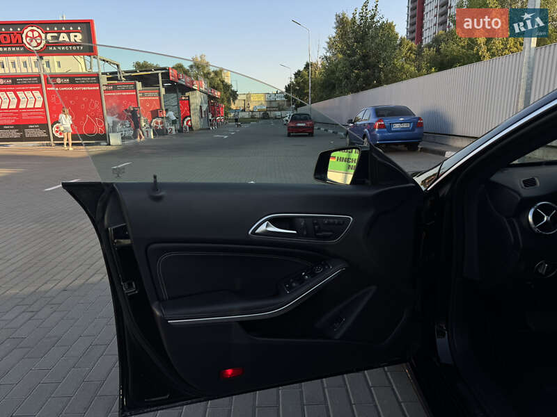 Седан Mercedes-Benz CLA-Class 2015 в Киеве