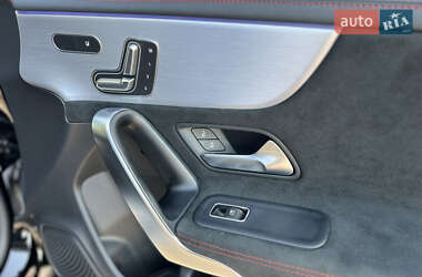 Седан Mercedes-Benz CLA-Class 2022 в 