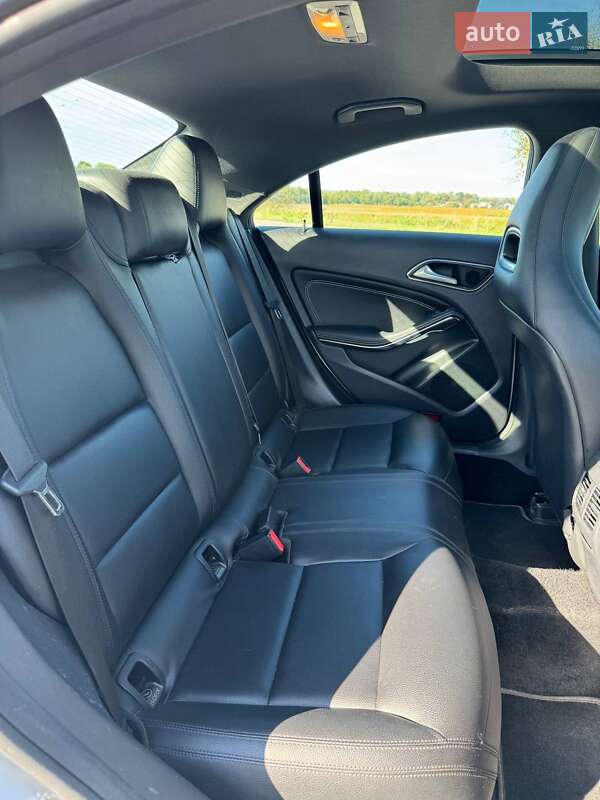Седан Mercedes-Benz CLA-Class 2014 в Львове