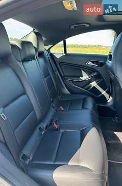 Седан Mercedes-Benz CLA-Class 2014 в 