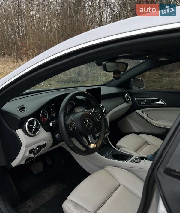Седан Mercedes-Benz CLA-Class 2017 в Львове фото 3 Седан Mercedes-Benz CLA-Class 2017 в Львове