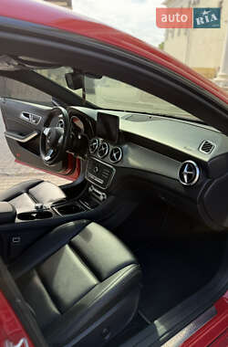 Седан Mercedes-Benz CLA-Class 2017 в 