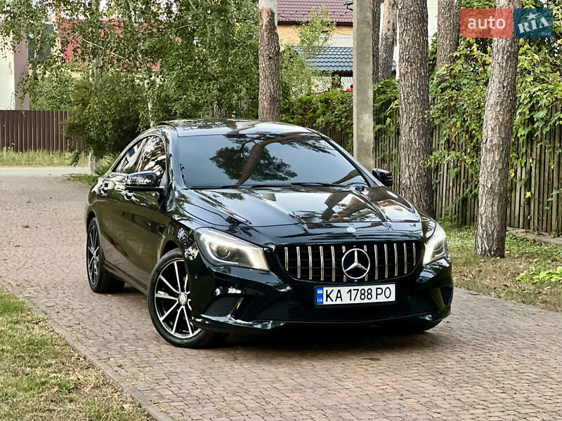 Седан Mercedes-Benz CLA-Class 2013 в Киеве