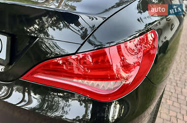 Седан Mercedes-Benz CLA-Class 2013 в 