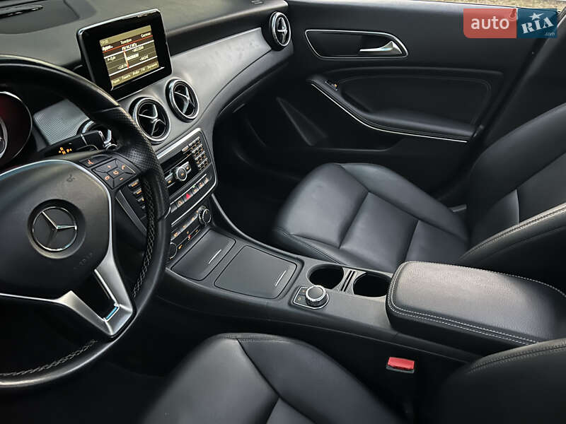 Седан Mercedes-Benz CLA-Class 2013 в Киеве