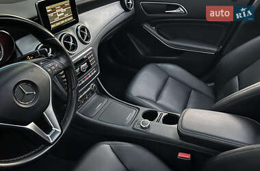 Седан Mercedes-Benz CLA-Class 2013 в 