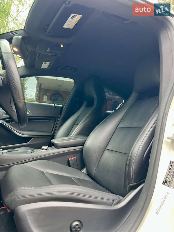 Седан Mercedes-Benz CLA-Class 2015 в Валках